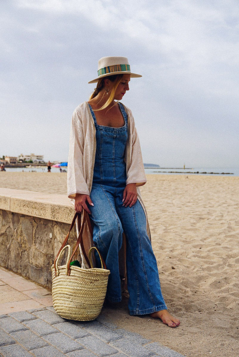 Sandy