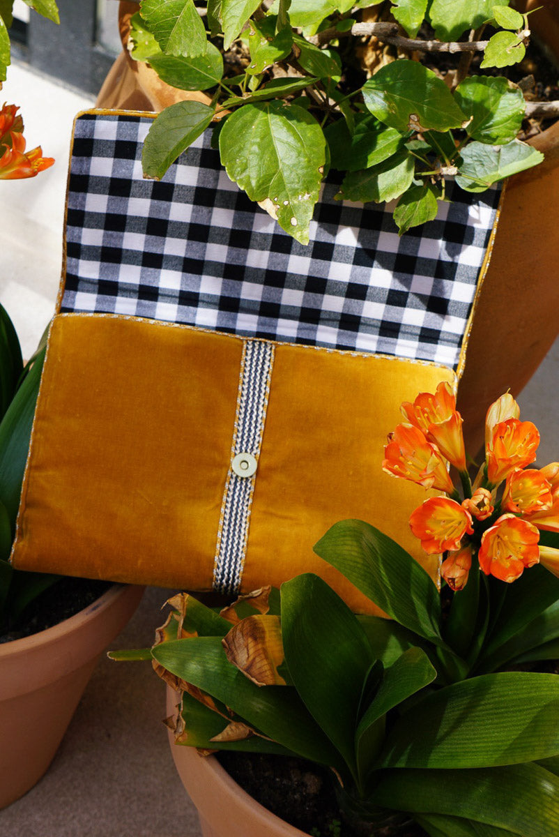 Ottilia Clutch/iPad Case