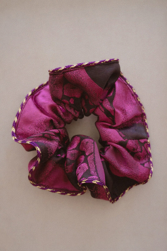 Scrunchie With A Twist